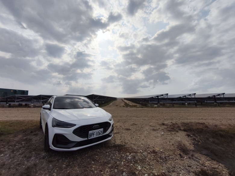My 23" Focus ST X 6MT 交車+使用分享