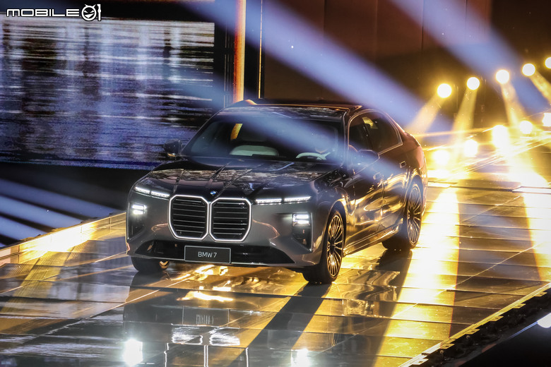 BMW 7 Series 小改款現場直擊｜導入新世代設計元素、座艙體驗以及電能規格全面升級！