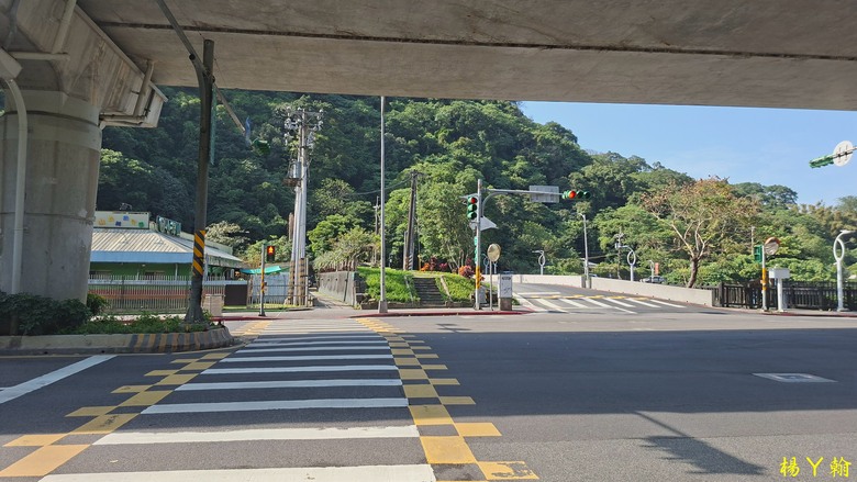 【郊山走走】輕鬆健行內湖7連峰、再賞大湖公園落羽松