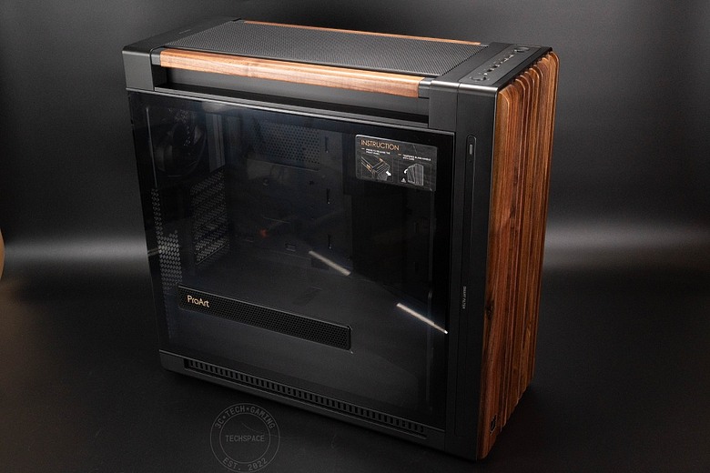 告別桌面冷冰器、ASUS ProArt PA602 胡桃木透側版現代黑款機殼開箱，用天然原木打造最美創作神機！