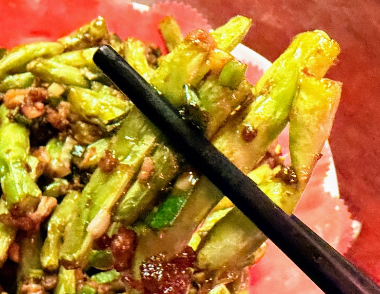 台北東區熱炒推薦｜完鍋子熱炒：150道菜+白飯吃到飽！高CP值聚餐＋包廂KTV一次滿足
