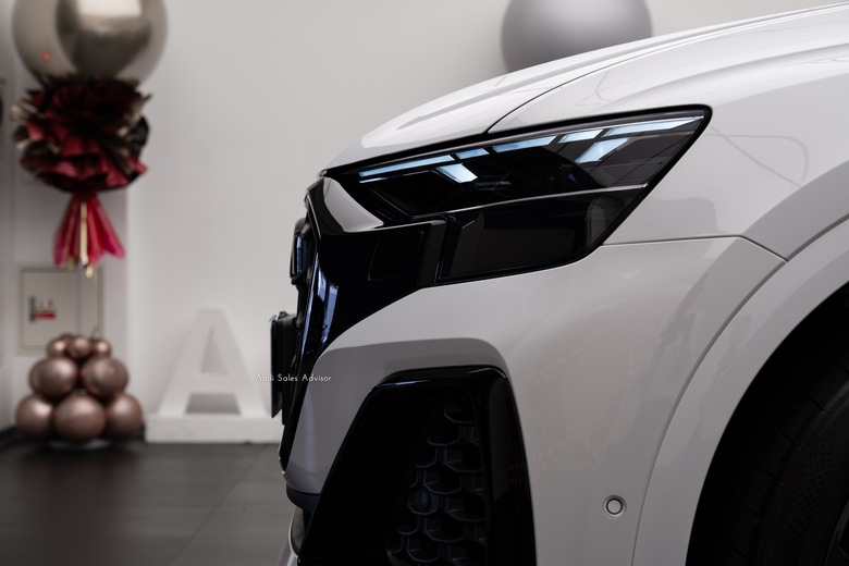 交車分享｜Audi Q8 55 TFSI quattro S line｜帶來幸福故事的小媒人，是毛孩