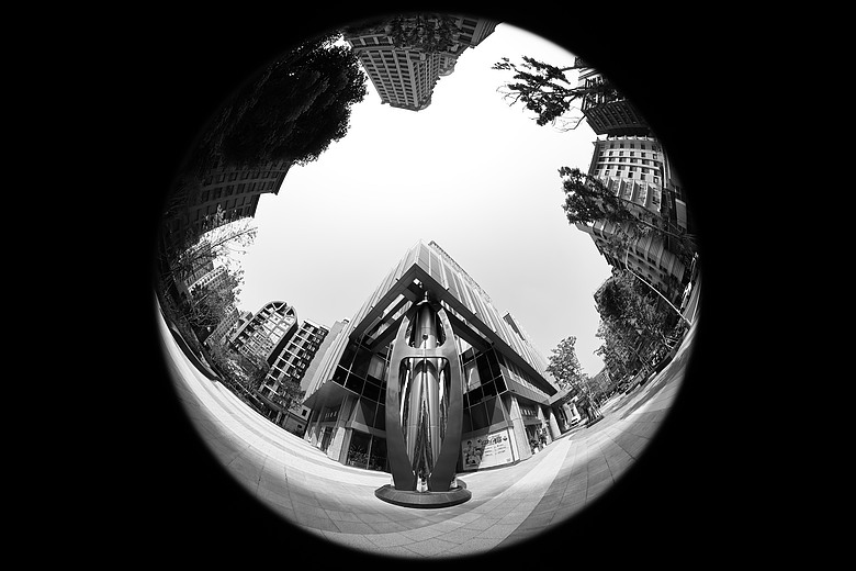 Canon RF 7-14mm F2.8-3.5L Fisheye STM 評測報告｜當圓周遇上對角線、探索 190° 的極限視覺張力！