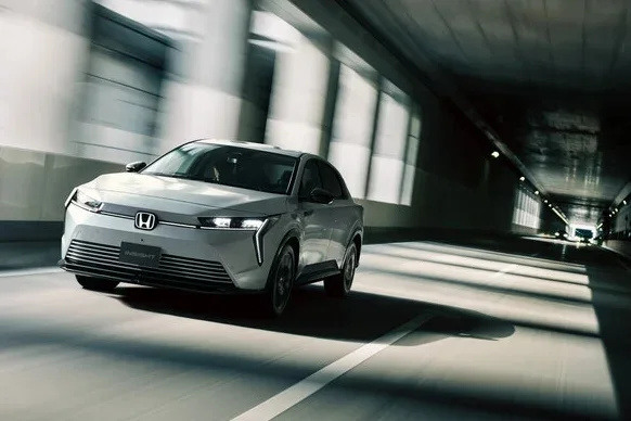 Honda 第四代 Insight 純電亮相 535 公里續航成跨界休旅！