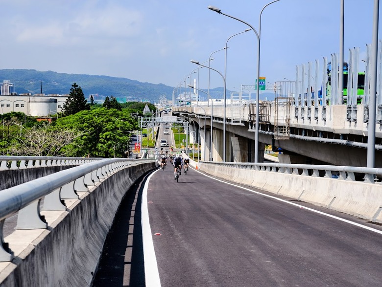 淡江大橋單車初體驗｜漁人碼頭&rarr;三芝101市道&rarr;奎柔山路&rarr;淡江大橋