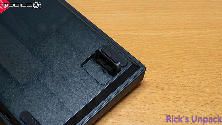 【開箱】IP54無線三模多工鍵盤 | CHERRY XTRFY K37 RGB WIRELESS