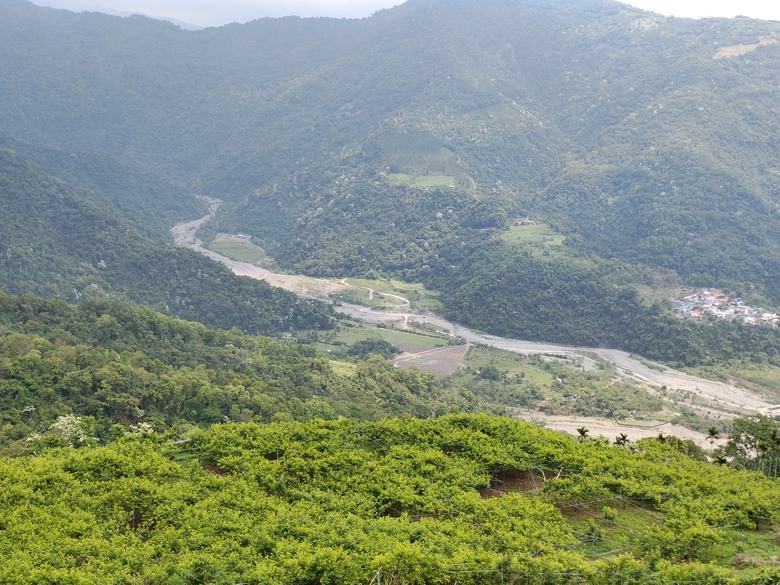 Muhai Ludun 山上的路－卓溪山林環繞路與橫斷海岸山脈二部曲