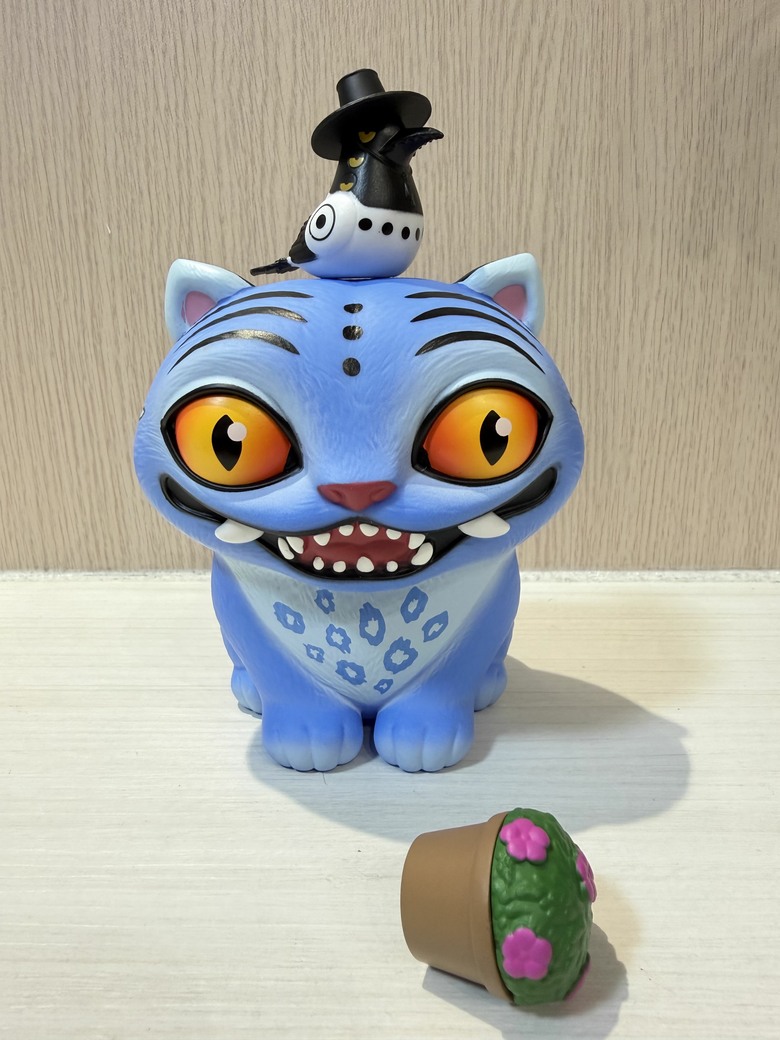 🐯 有點壞、有點可愛的存錢虎 !KPOP Demon Hunters Derpy Tiger 開箱