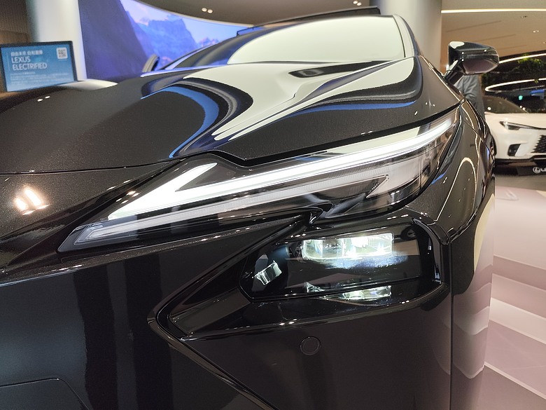 2026 LEXUS ES300H 新車展間直擊!!