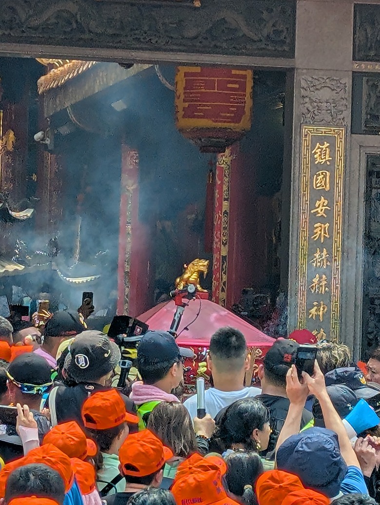 點我看大圖 2026 進香大白 白沙媽進香 地表最強的散步之旅 熱血熬夜12小時