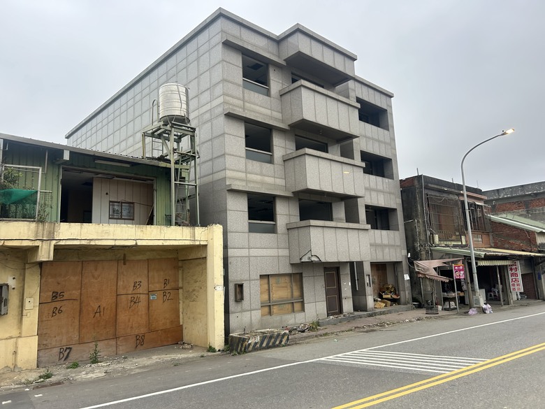 桃 園 大 園 「 國 門 之 都 」追 機 行
