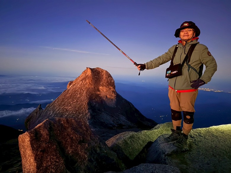 一神, 二玉, 三富士山~ 1,2,3準備出國去爬山 ! 3,2,1 自我挑戰好得意 !