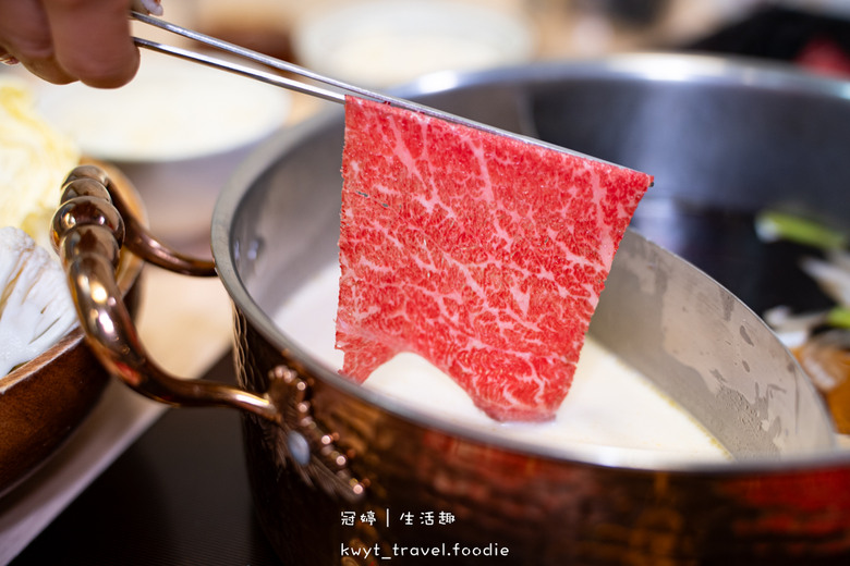 火鍋吃到飽538元起，無限量供應現切原肉、蔬菜車、冰淇淋，礁溪火車站附近美食餐廳，附最新吃到飽價位