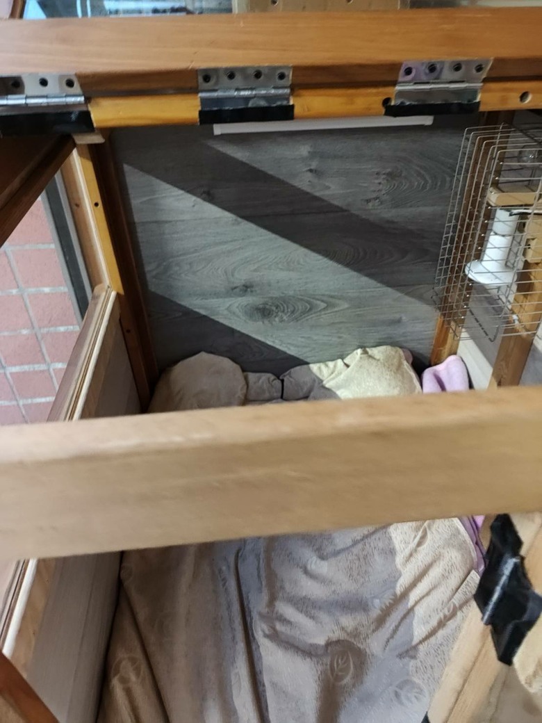 DIY 自家庭院狗屋