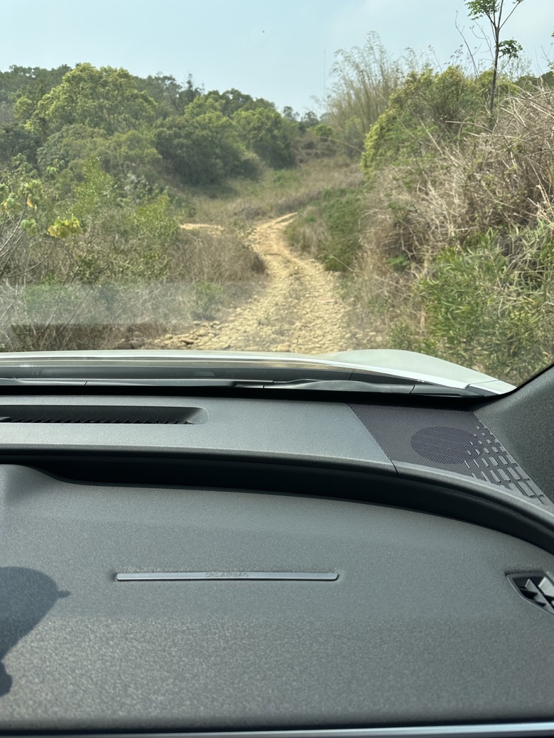用電動車也能輕鬆off road，Solterra XT的VVIP體驗