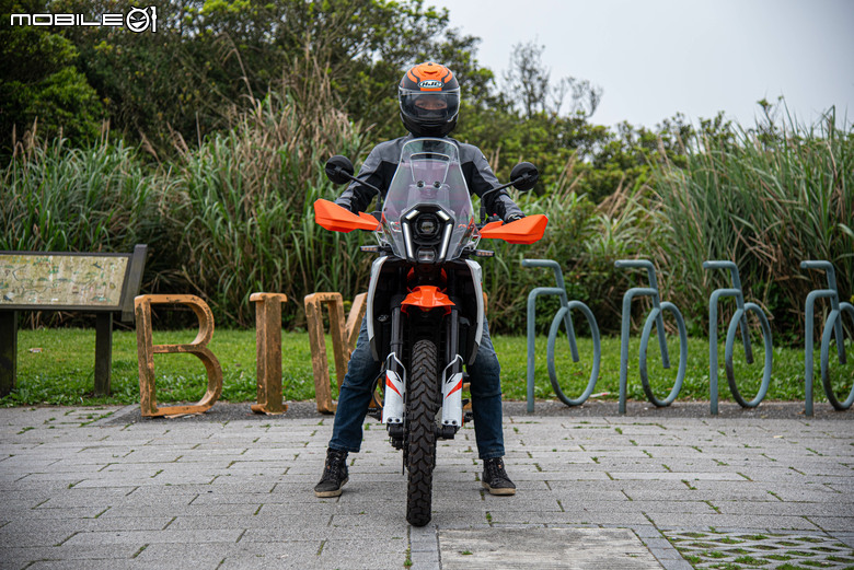 點我看大圖 KTM 390 Adventure R 試駕|橘火燎原,笑傲千山!