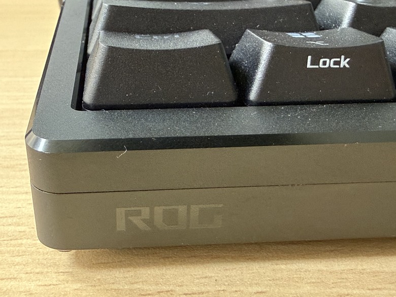 【開箱】ROG Azoth Extreme滿分鍵盤
