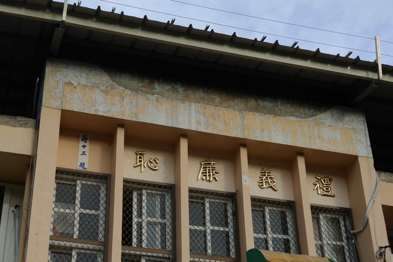 點我看大圖 【遊記】在台灣逛過了許多「老街」,所以這次要出國逛「老街」,南庄老街、十三間老街 - 大漠國渡
