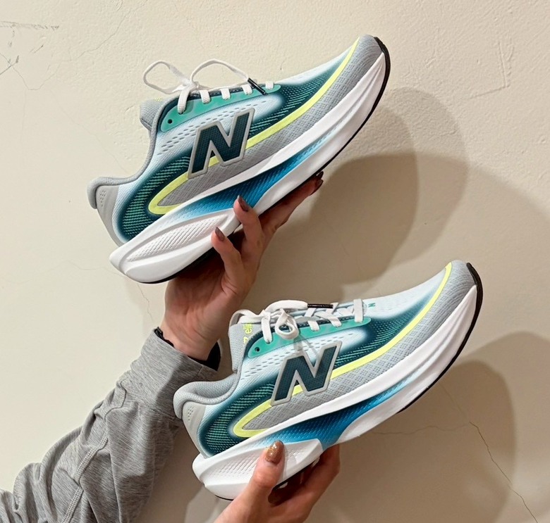 堆跑量與通勤穿搭都能用？New Balance Ellipse上腳紀錄