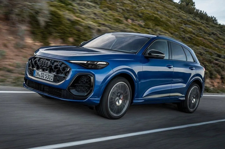 Audi RSQ5首度現身，最強插電式油電動力上看640hp最大馬力