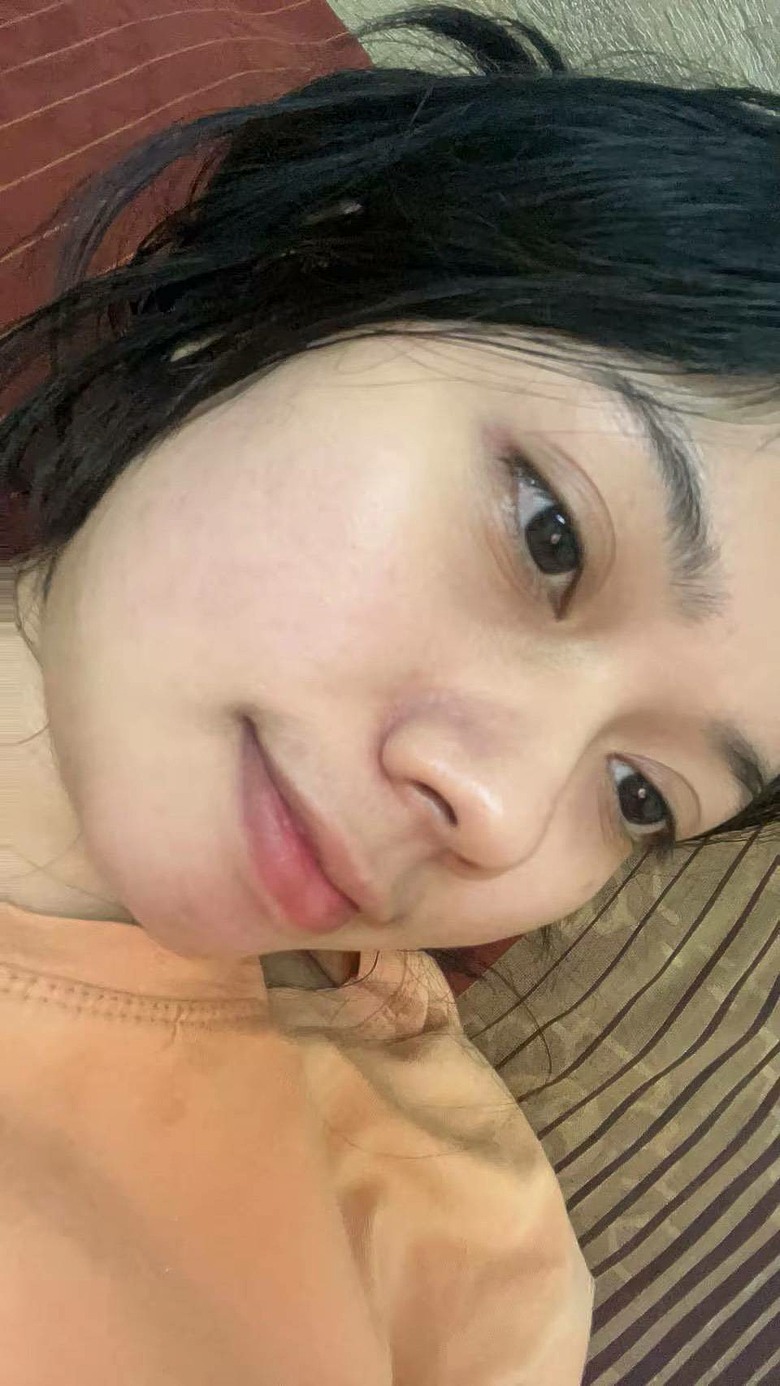大家好 請問這個女生  印尼爪哇的    ~