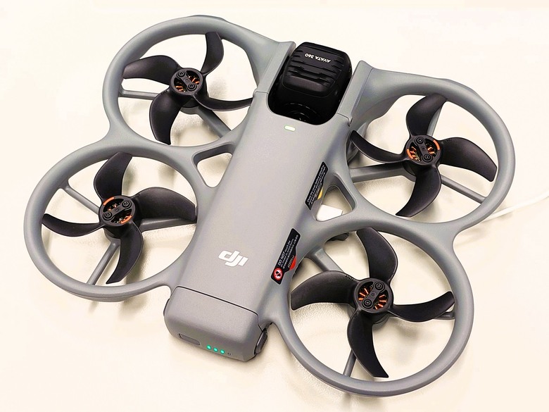 【開箱】DJI Avata360 全景穿越機 簡易開箱