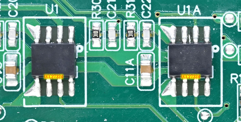 點我看大圖 MSI MPG Ai1600TS PCIE5 1600W鈦金全模組電源開箱