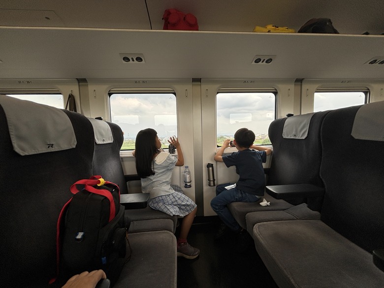 被鐵路耽誤的便當店?騰雲座艙便當開箱!