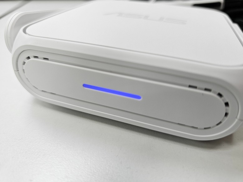ASUS BE58 Go 隨身小型WiFi 7基地台開箱