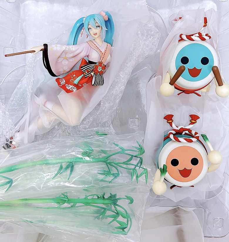 點我看大圖 【開箱】BNFDX 初音未來 × 太鼓達人 - 一鼓一音,躍然於聲!