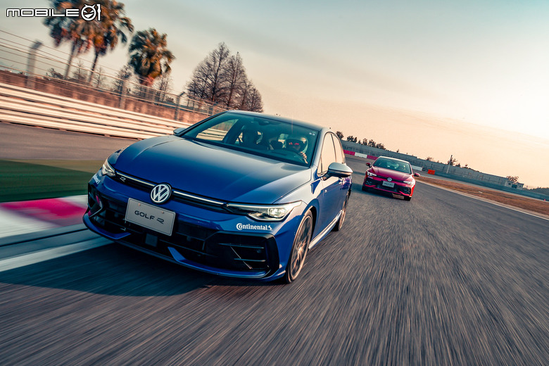 Volkswagen 性能奔馳嘉年華賽道體驗｜Golf R 夜幕疾行版正式亮相、感受經典鋼砲的駕馭樂趣！