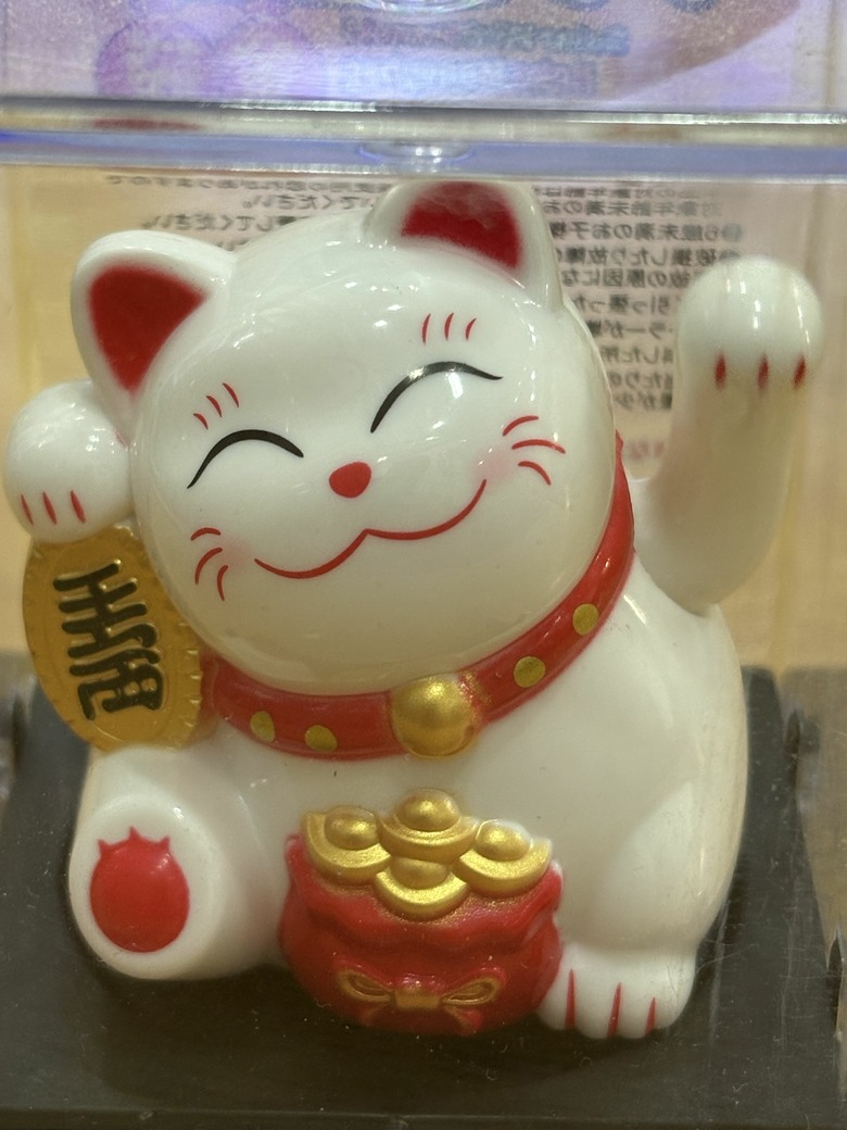 呼運貓-合金招財貓開箱｜台灣設計師品牌，從日本旅行收藏說起