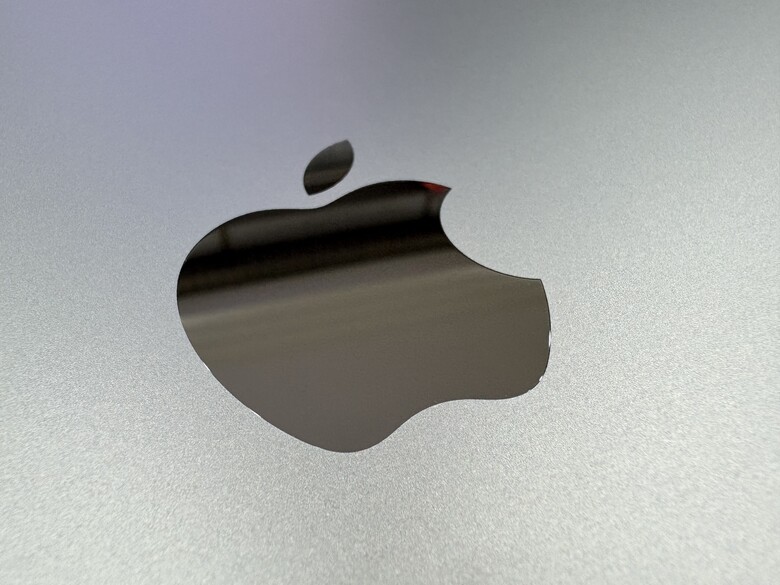 MacBook Air M5 15 吋開箱｜從舊 MacBook Pro 跨越了一個時代的換機