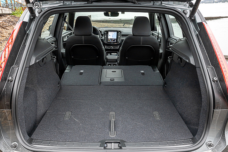 Volvo 新年式 EX40 長征試駕|表現穩定價格漂亮,最超值的入主時刻!