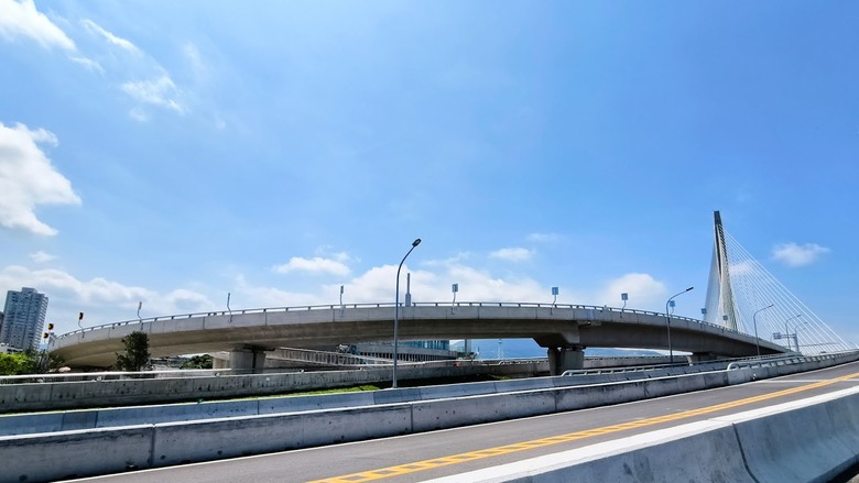 淡江大橋單車初體驗｜漁人碼頭&rarr;三芝101市道&rarr;奎柔山路&rarr;淡江大橋