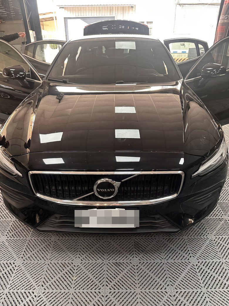 狗毛車變新車！台南內裝清洗＋特殊狗毛處理