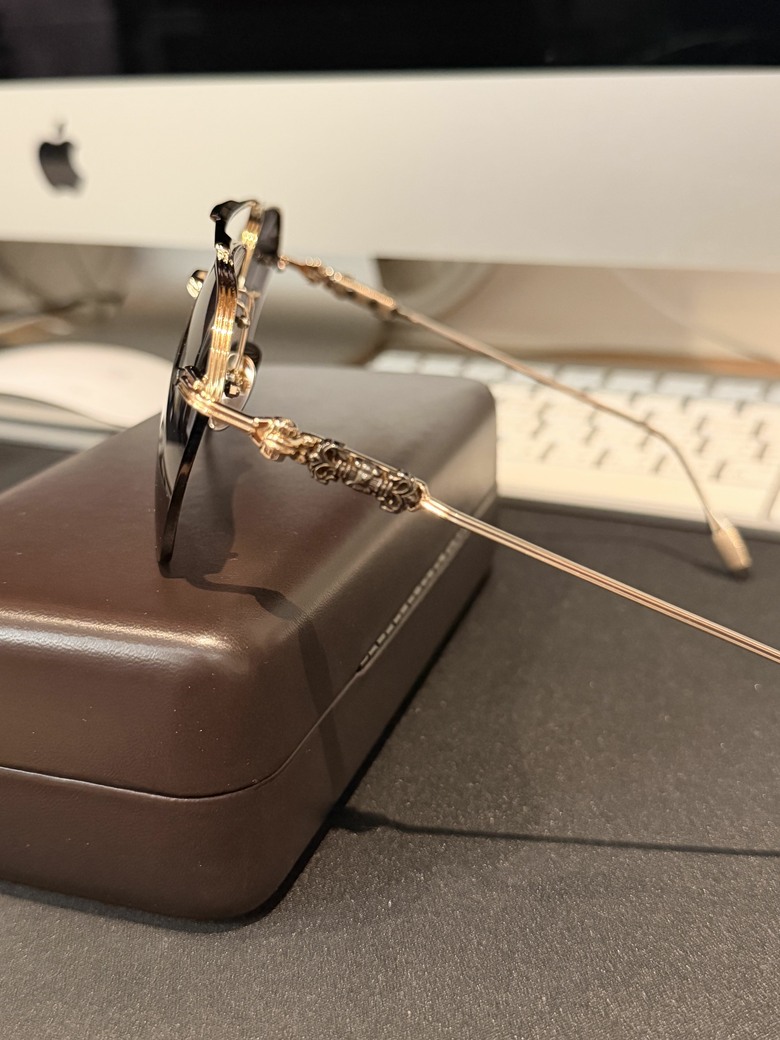 [開箱] 對於品質與工藝的堅持 Chrome Hearts STINGER sunglasses
