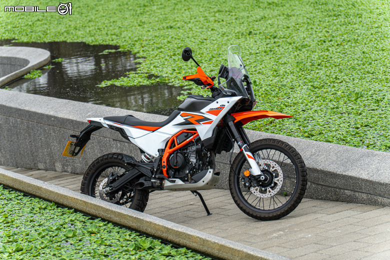 點我看大圖 KTM 390 Adventure R 試駕|橘火燎原,笑傲千山!