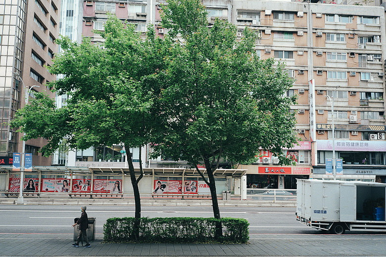 PANASONIC S9 | 深光 sg-image 35mm f2.2 | L mount 鏡頭 | 簡易開箱 | LUT隨拍圖多 | 暨S9手柄分享