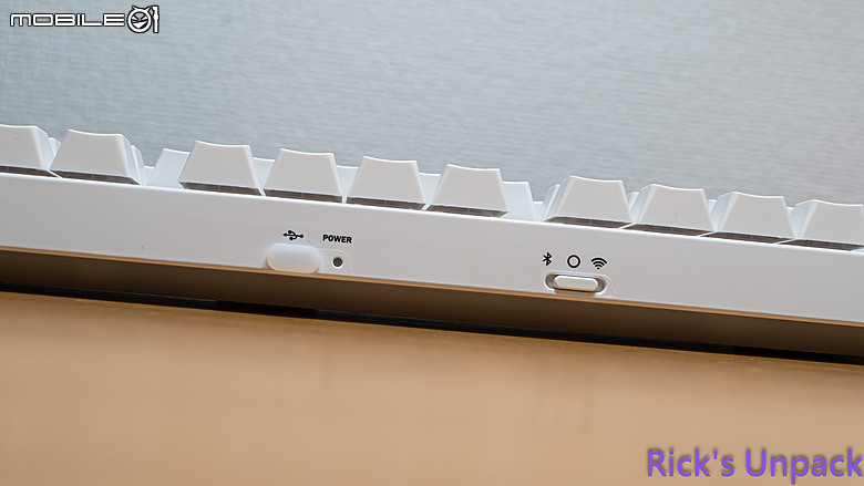 【開箱】IP54無線三模多工鍵盤 | CHERRY XTRFY K37 RGB WIRELESS