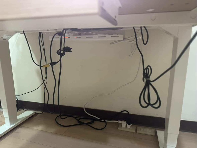 升降桌該怎麼整線才乾淨？