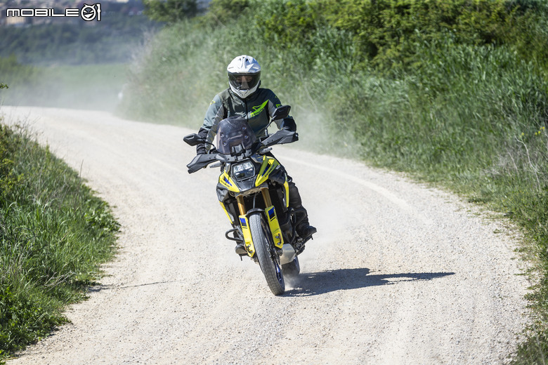 Michelin Anakee Adventure 2海外試駕｜上山下海的絕對自由！砂石路面表現比越野胎更強大！