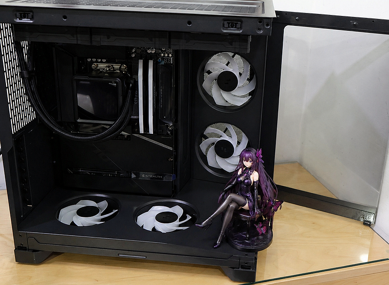 Fractal Design 首次進軍海景機殼 Pop 2 Vision