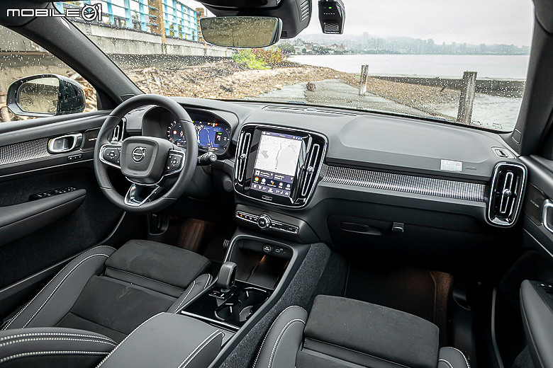 Volvo 新年式 EX40 長征試駕|表現穩定價格漂亮,最超值的入主時刻!