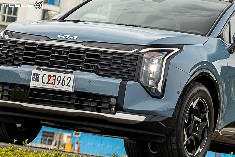 Kia 小改款 Sportage 1.6 Turbo-Hybrid 試駕報導｜渦輪油電初登場，動力油耗大躍進！