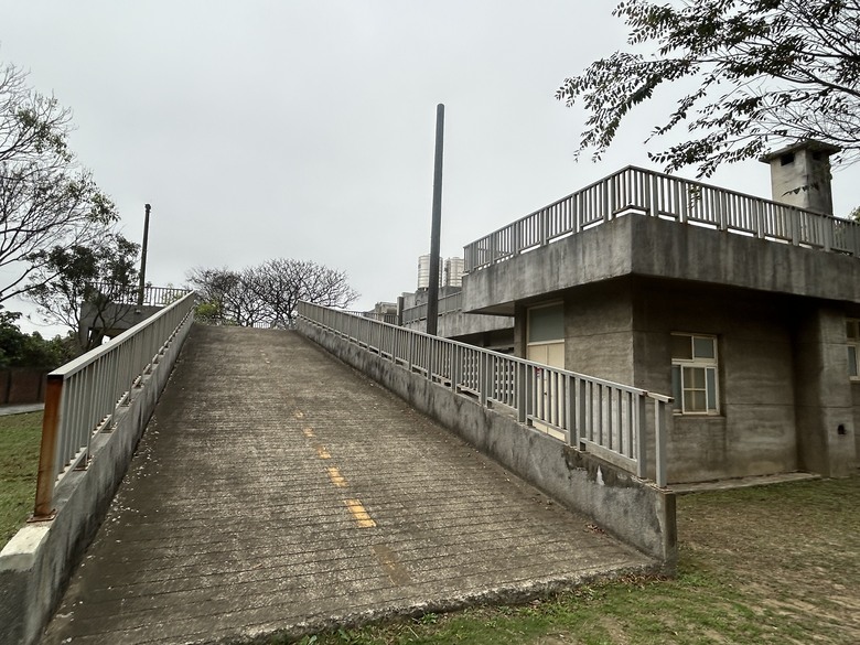 桃 園 大 園 「 國 門 之 都 」追 機 行