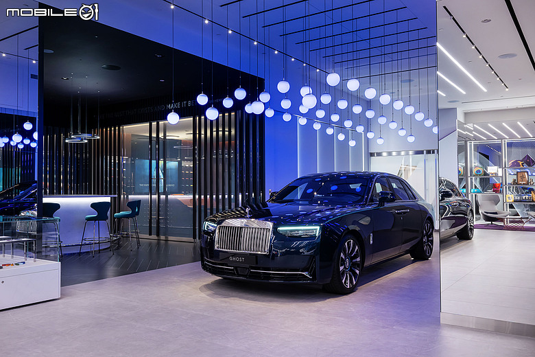 【採訪】Rolls-Royce 台北展示中心華麗再啟,打造充滿精品店氛圍感的沉浸式展示中心!