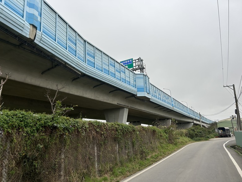 桃 園 大 園 「 國 門 之 都 」追 機 行