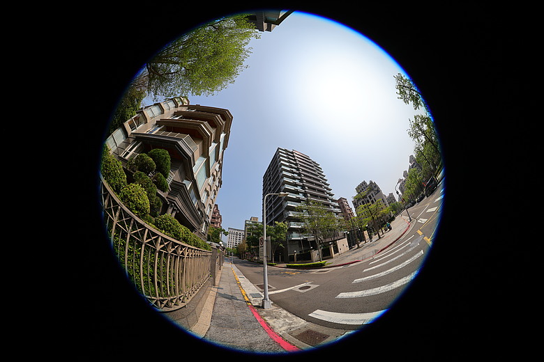 Canon RF 7-14mm F2.8-3.5L Fisheye STM 評測報告｜當圓周遇上對角線、探索 190° 的極限視覺張力！