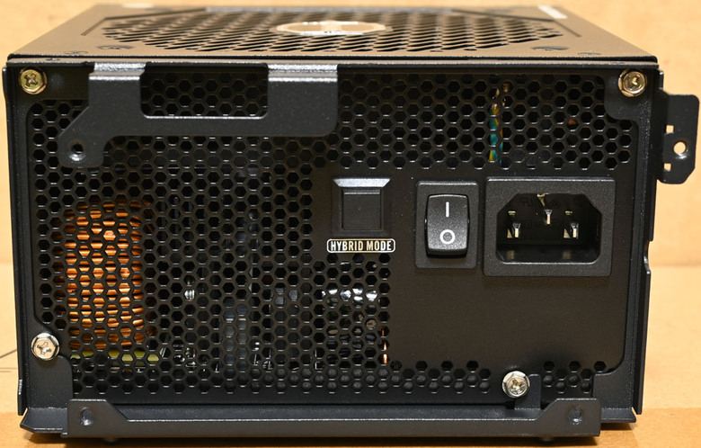點我看大圖 MONTECH DESIGN HS01 PRO機殼開箱